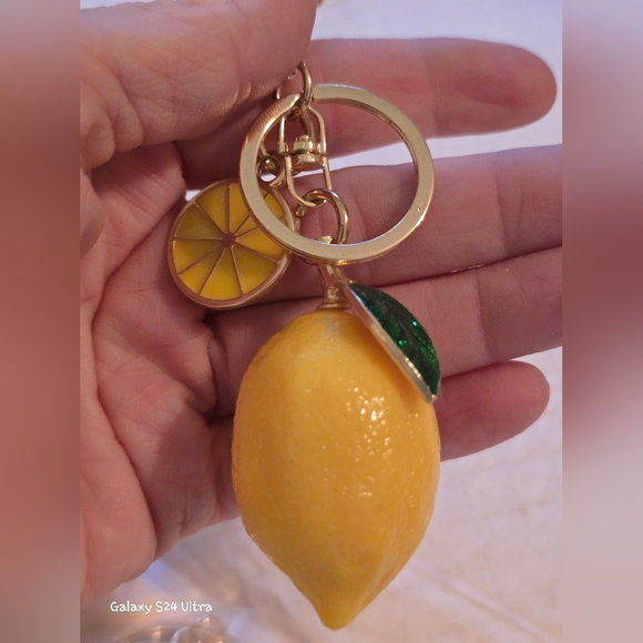 Lemon 🍋 Bag Charm/ Keychain NEW - Picture 9 of 9